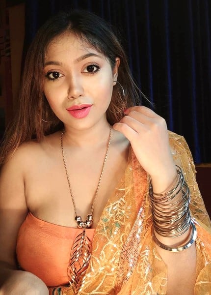 Aarati shows her cleavage